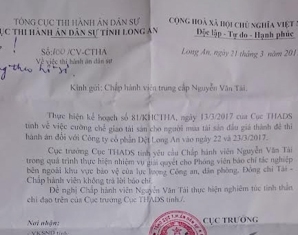 Cục trưởng Cục THADS tỉnh Long An “cấm” cấp dưới trả lời báo chí